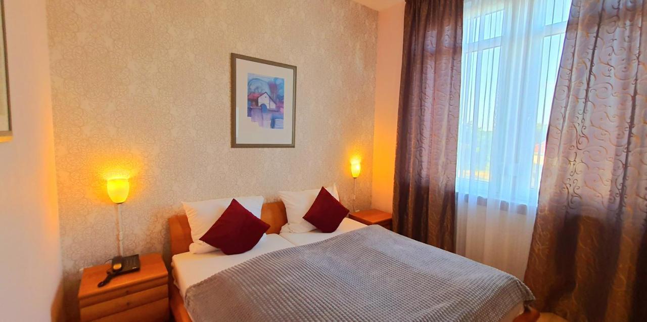 Hotel Deutscher Hof マンハイム エクステリア 写真